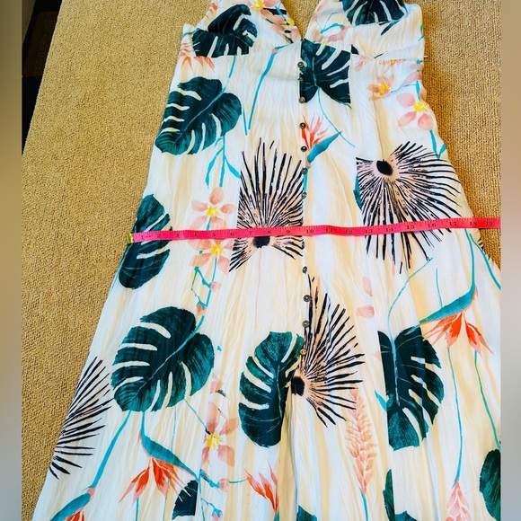 Hommage Multi-Color Floral Print Maxi Dress Size Medium - Picture 11 of 15